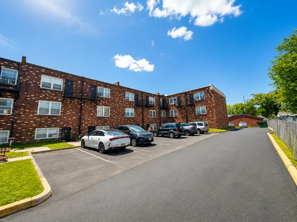 East Browning Apts, 327 E Browning Rd #C5, Bellmawr, NJ 08031