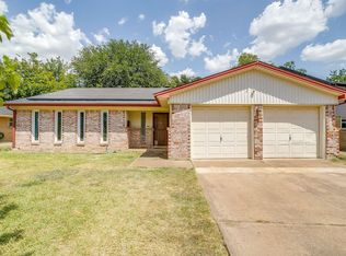 2617 Magnolia Dr, Irving, TX 75062