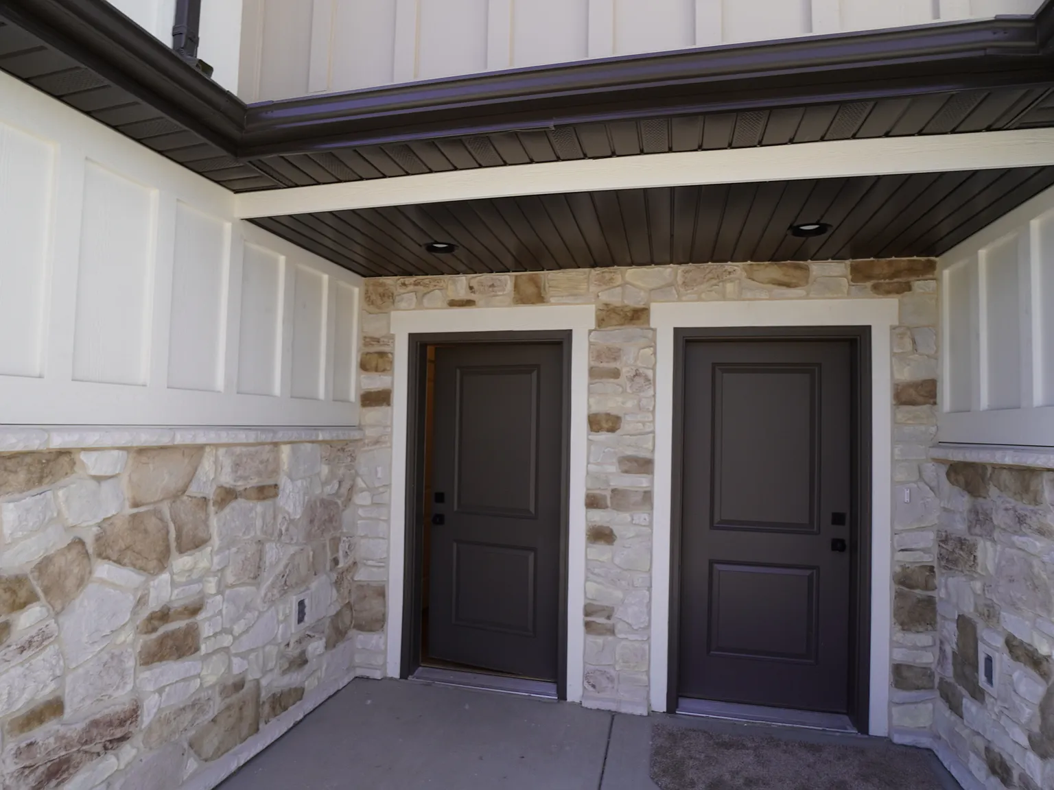 New Townhome at 301 N Liberty Cove Dr. Ogden — Photo 3