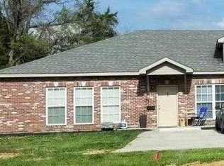 996 Osage Villa Ct UNIT 100, Villa Ridge, MO 63089