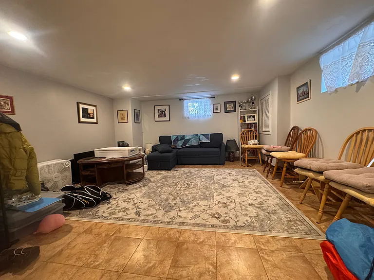 10-12 Webster St #1 — Photo 17