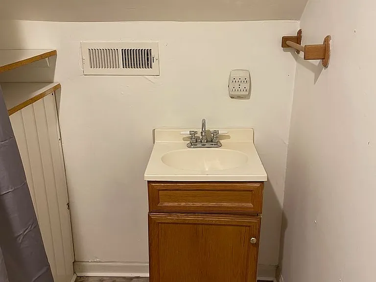 1263-C Winslow Ave #B — Photo 19