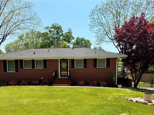 307 Highland Ave, Opelika, AL 36801