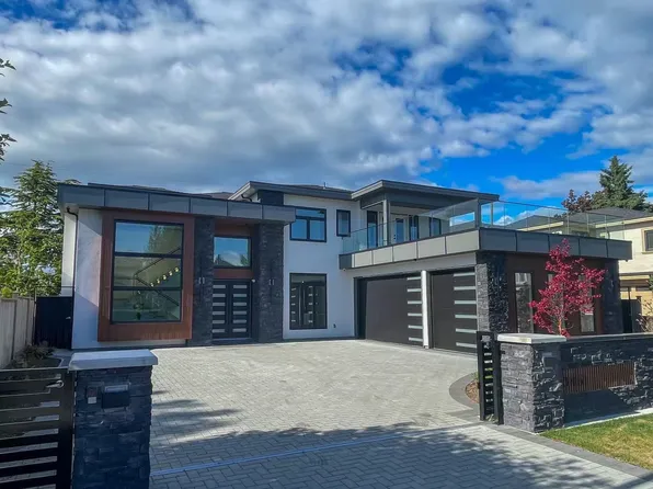 3451 Ullsmore Ave, Richmond, BC V7C 1R9