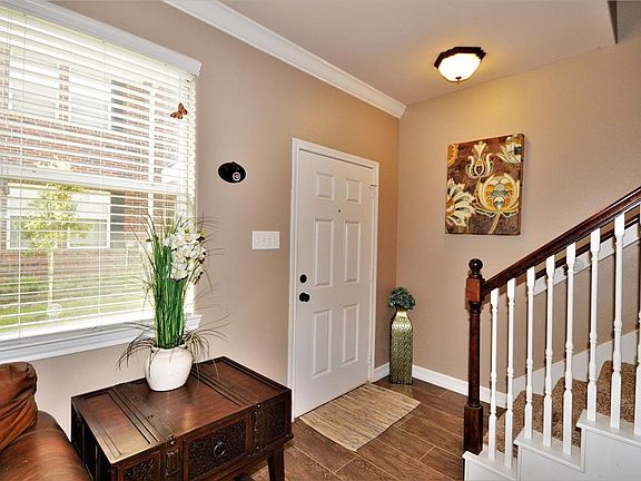 4th image of 1703 Kemah Village Dr