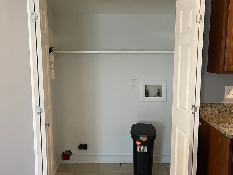 151 Creekwood Ln — Photo 14