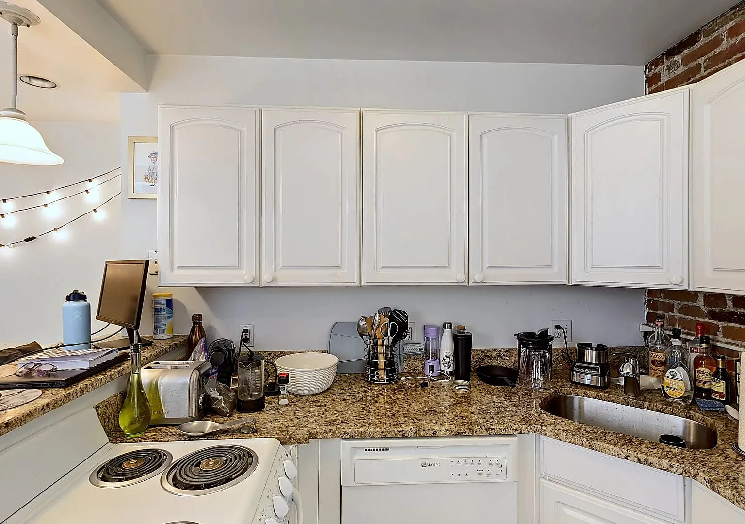 Amazinggg 2 Bed In The North End — Photo 1