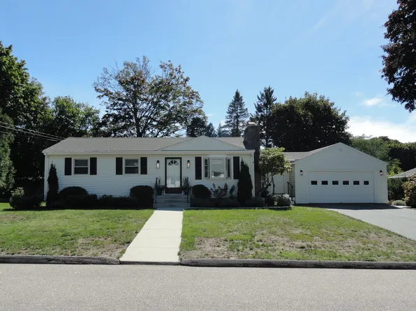 24 Rossie Street, Stonington, CT 06355