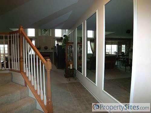 4th image of 11556 Lake Shore Dr