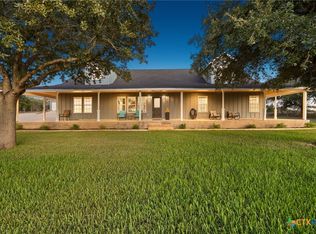 637 Boldt View Dr, Adkins, TX 78101