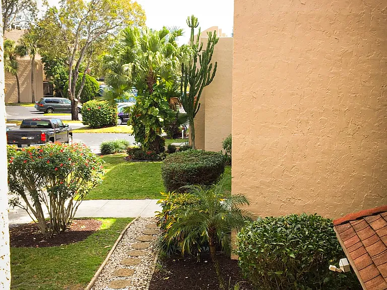 9440 Live Oak Pl #208 — Photo 15