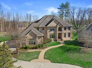 2865 Shelter Creek Ct, Green Bay, WI 54313