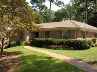 1735 Stonecliff Ct, Decatur, GA 30033