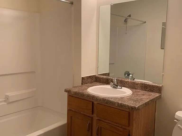 Hamilton at Turman Farms Apartments — Photo 76