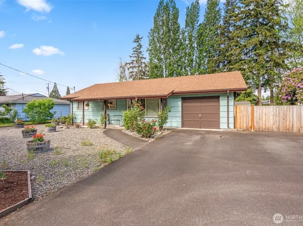 2002 Cascade Place W, University Place, WA 98466