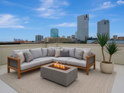 614 E 1st St, Fort Worth, TX, 76102