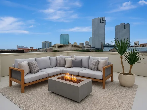 614 E 1st St, Fort Worth, TX 76102