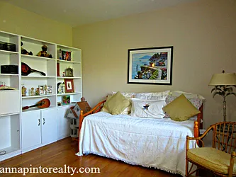 Sold by Anna Pinto Realty