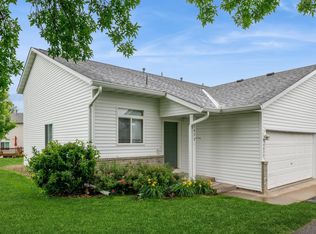 1543 Dublin Ct, Shakopee, MN 55379