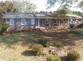105 Willenhall Ln, Greenville, SC 29611