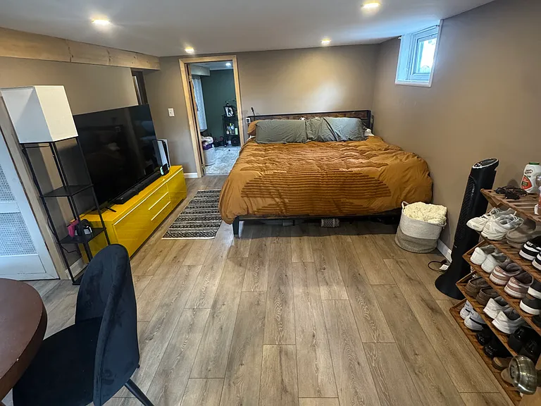 148 Summit St — Photo 3