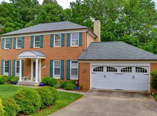 8209 Running Creek Ct, Springfield, VA 22153
