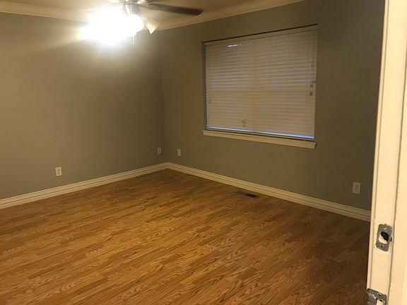 Downstairs bedroom 