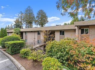 11635 100th Ave NE APT 3A, Kirkland, WA 98034