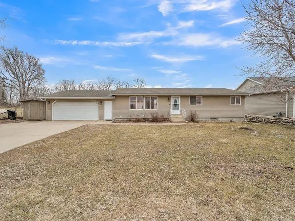 606 Q Ave, Milford, IA 51351