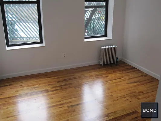 Rented by Bond New York | media 20