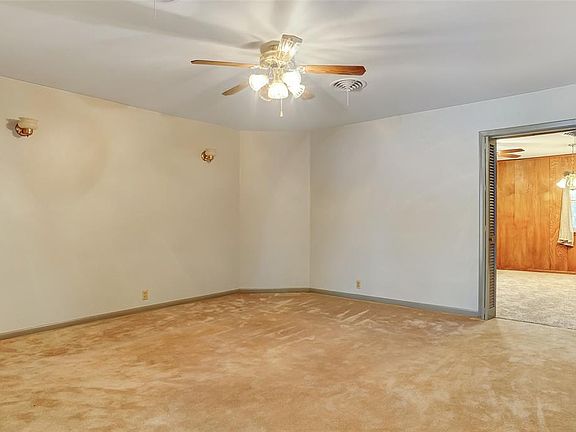 5th image of 1440 W McGee St