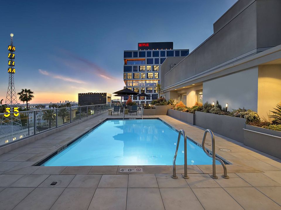 MetWest on Sunset Los Angeles, CA Rooftop Pool