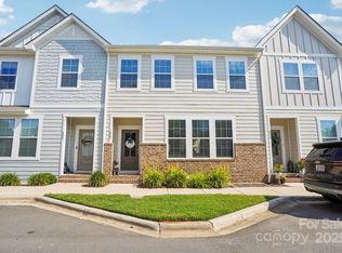 620 Amalfi Dr, Davidson, NC 28036