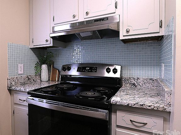 5th image of 525 12th St SW APT 29