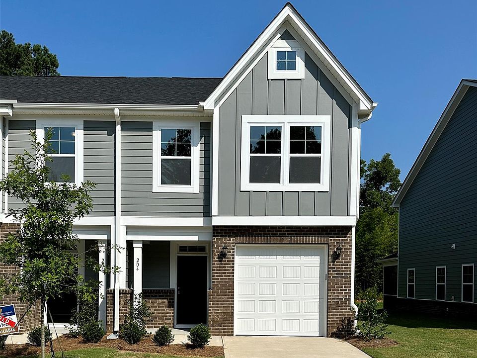 1st image of 204 Bella Ln #10