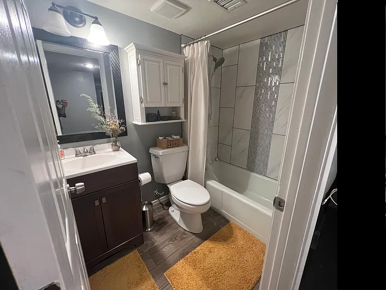 2666 W Calle Padilla — Photo 1