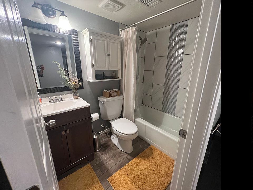 1st image of 2666 W Calle Padilla