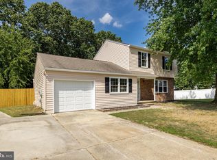 6 Pam Pl, Sicklerville, NJ 08081