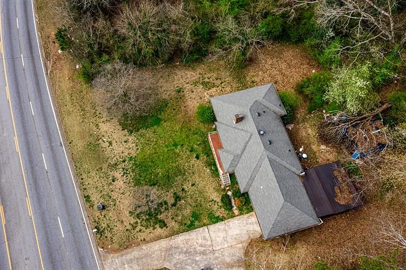 143 Huston Dr photo 1