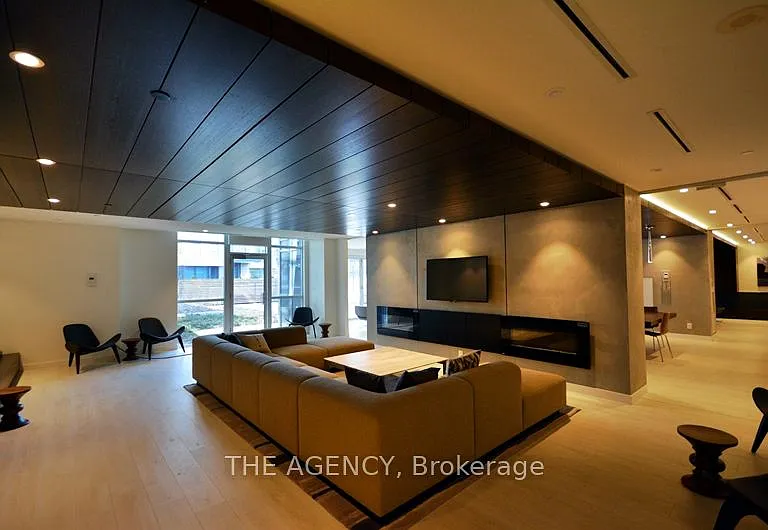 170 Sumach St #711 — Photo 8