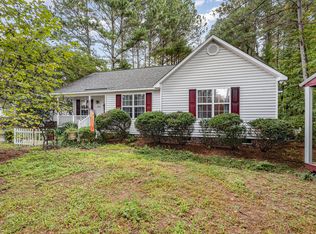 1073 McLemore Rd, Clayton, NC 27520