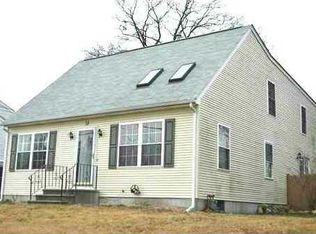 36 Howe St, Cumberland, RI 02864