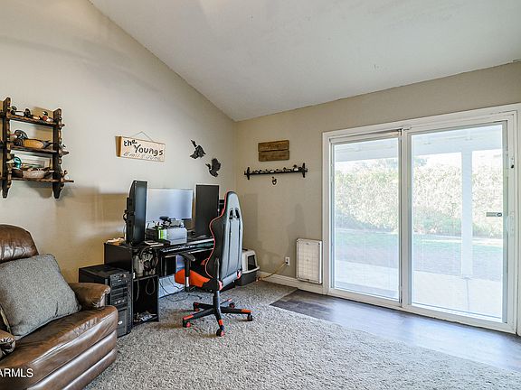 4th image of 8314 W Corrine Dr