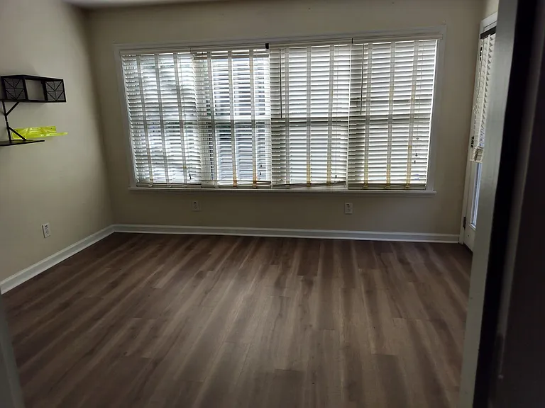 102 Harvestwood Dr — Photo 18