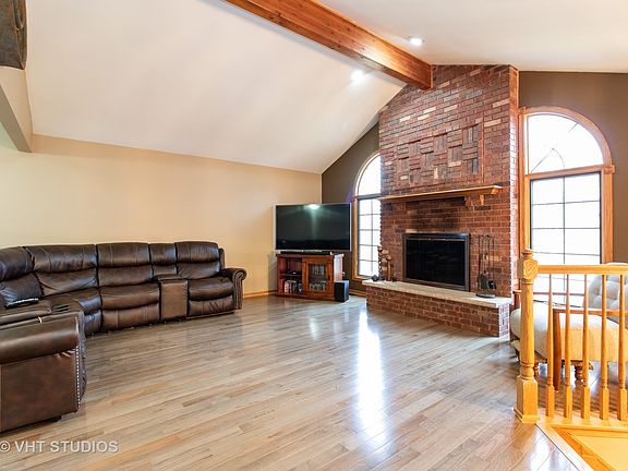 4th image of 5117 171st Ct