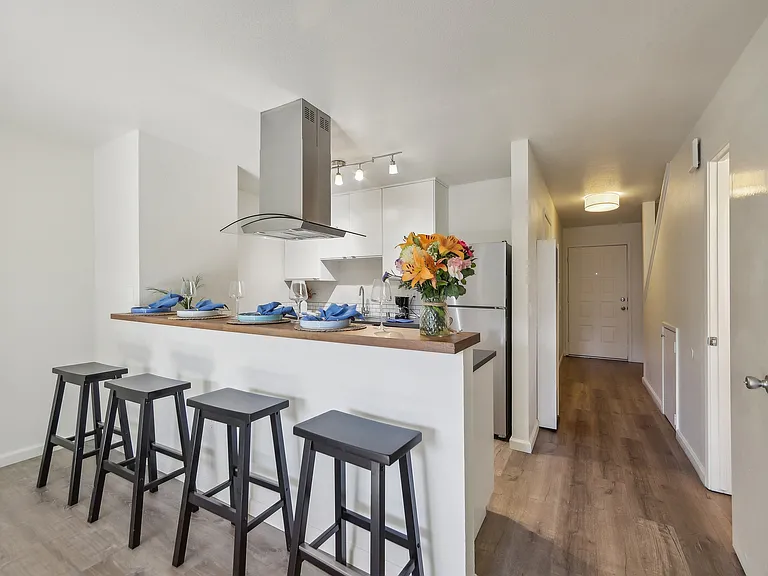 801 Dutton Ave Unit 460-004