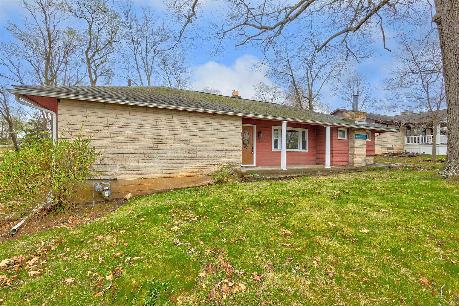 212 Westwood Dr photo 1