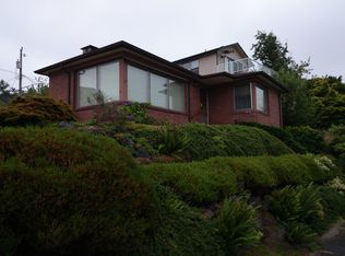 6020 McKinley Pl N, Seattle, WA 98103