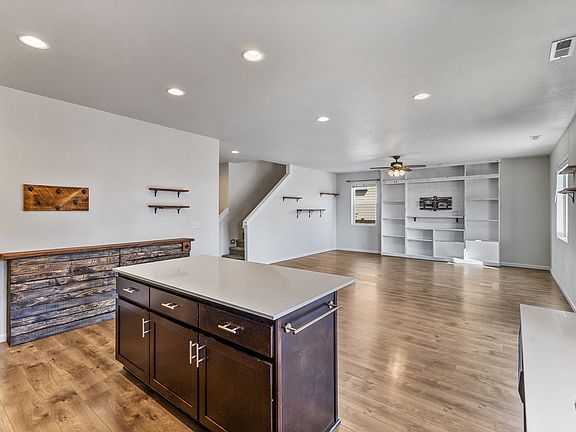 4th image of 856 Bear Creek Dr