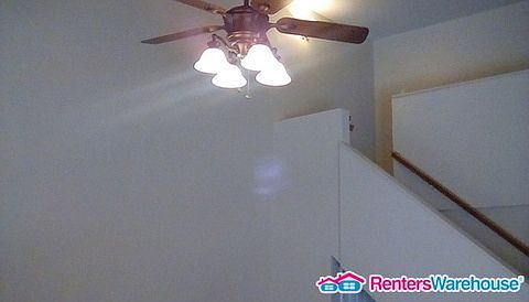 3rd image of 3807 N 30th St Unit 32